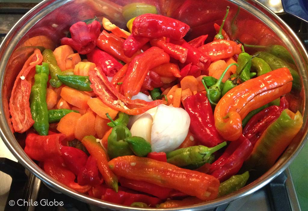 chileglobe-chiles-escabeche